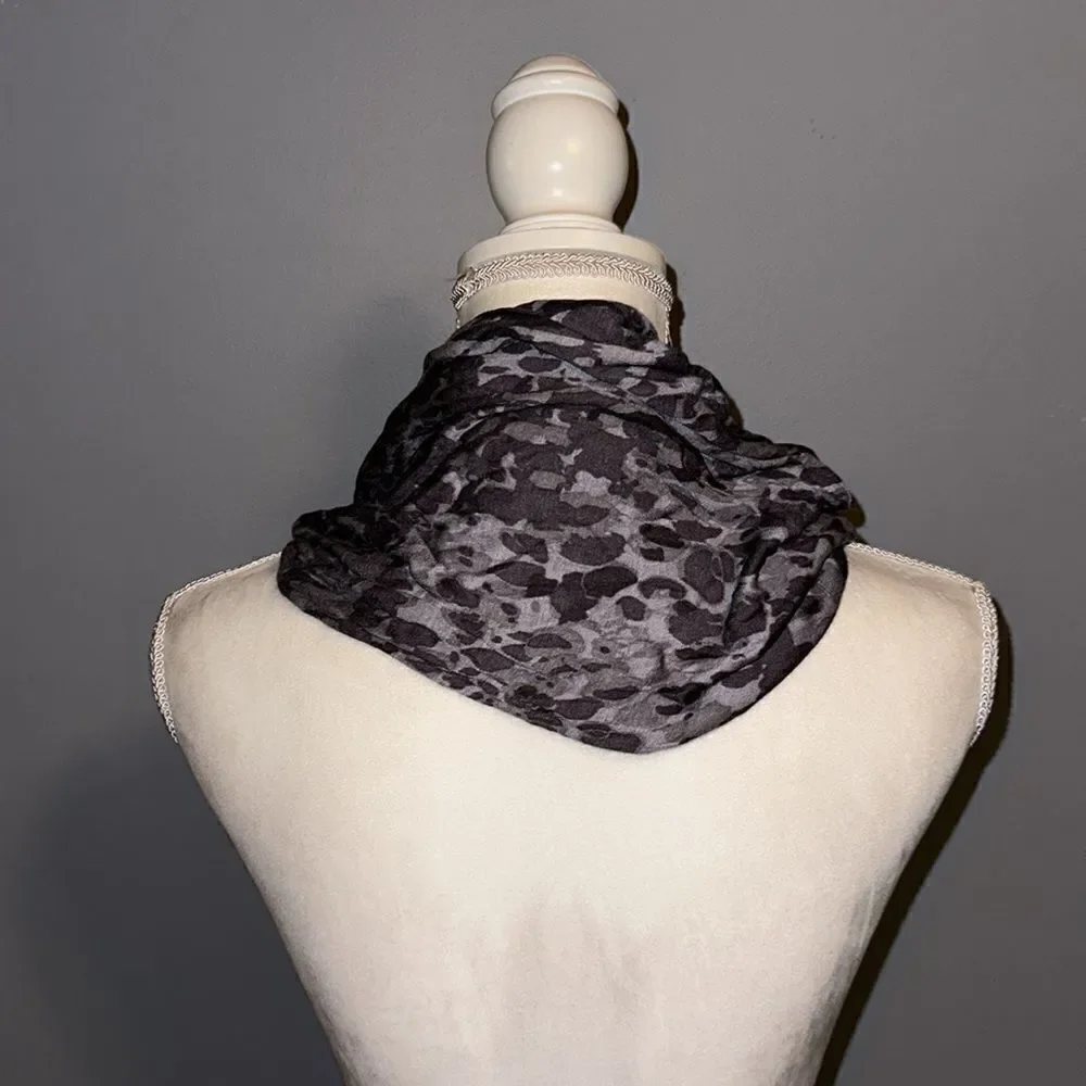 Ann Taylor’s LOFT Infinity Scarf!